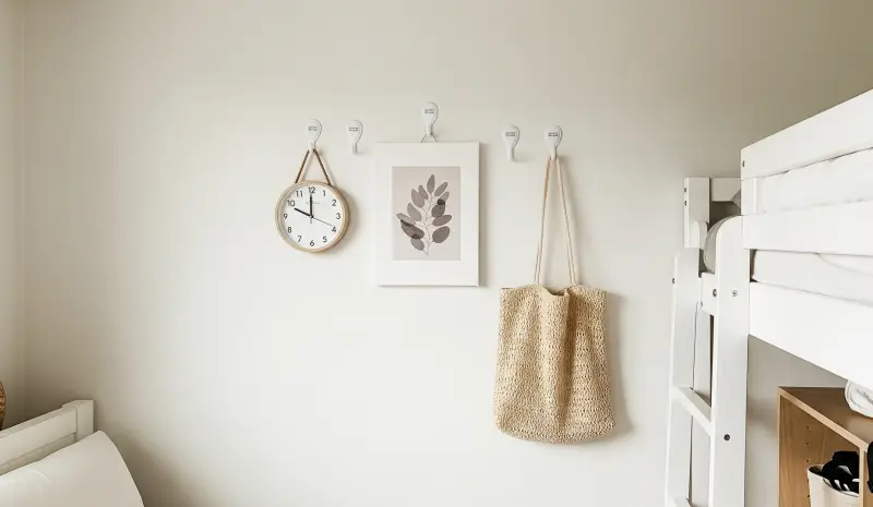 세입자 인테리어, 코만도 후크, 원상복구 걱정 없는 벽 인테리어, Command hook wall decor Korea
