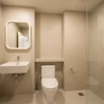 화장실-타일-종류-좁은욕실-대형타일-시공